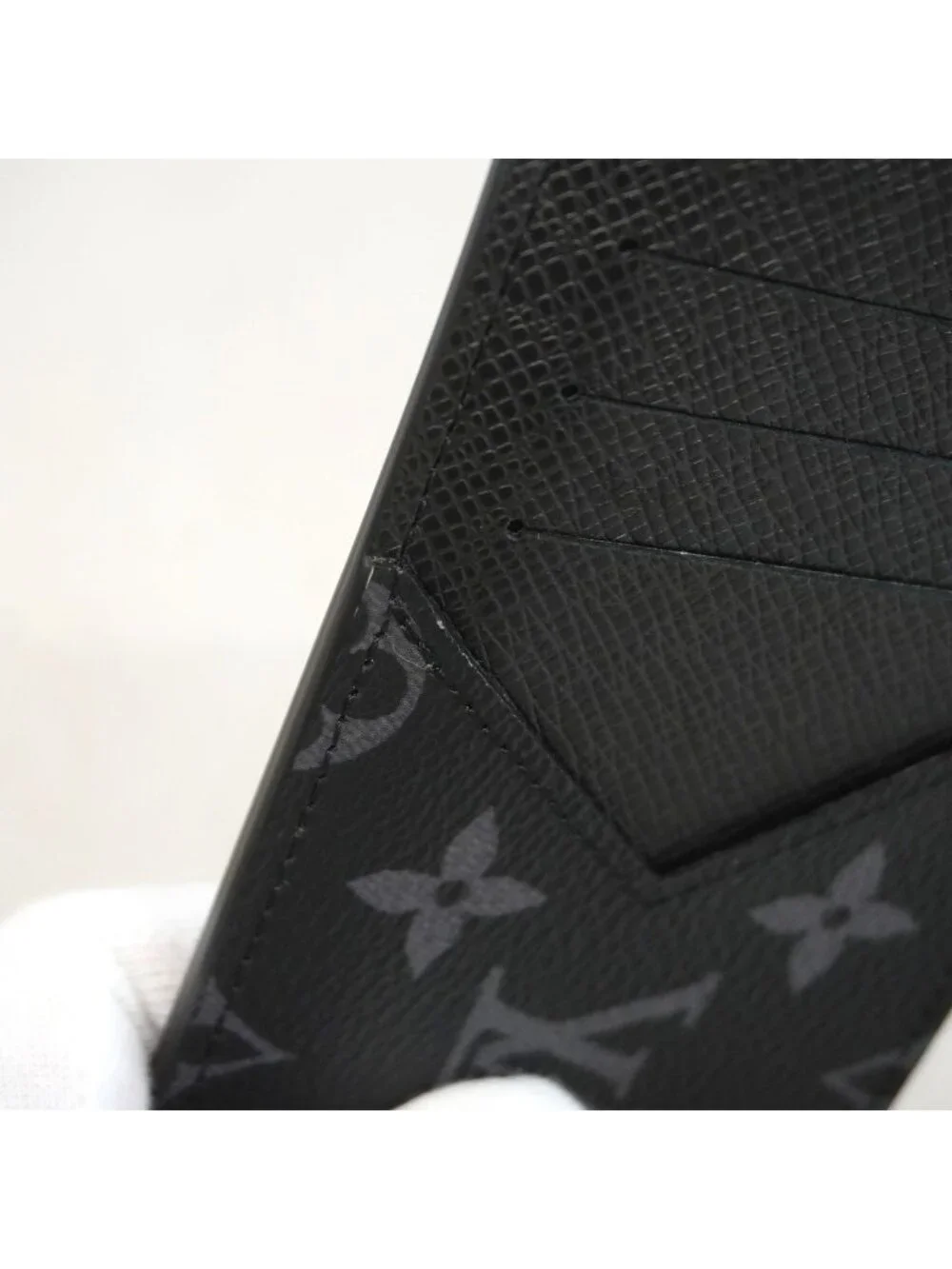 Louis Vuitton Coin Purse Taigarama Card Case Black